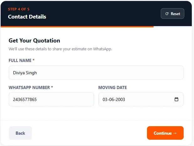 Step 4 of 5 on the household moving calculator form showing required data fields for full name, active WhatsApp number, and final scheduled moving date